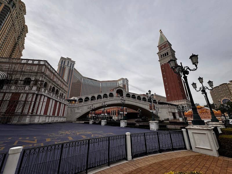 Rialto Bridge - Image 1