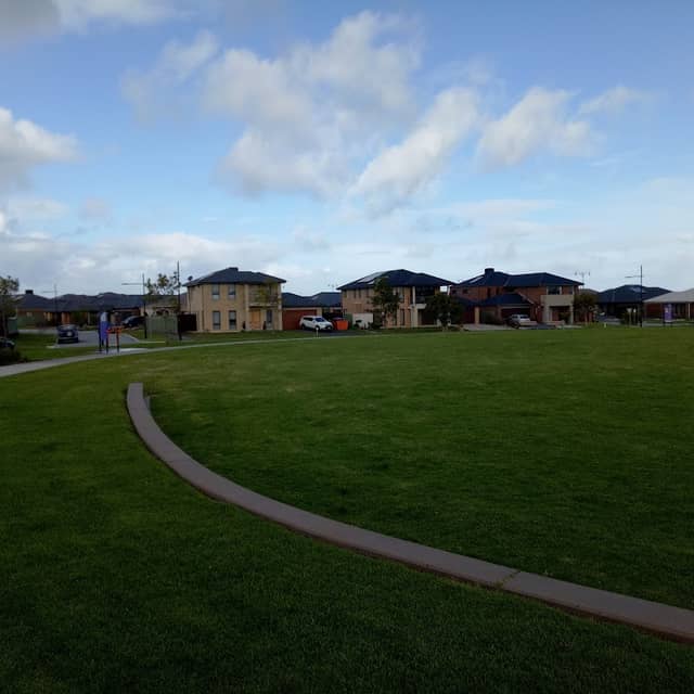 Devonia Park - Image 2