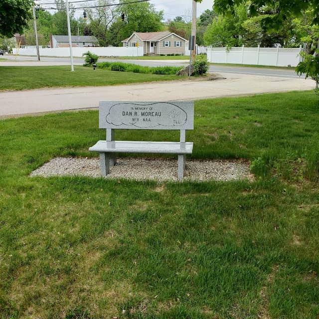 Nashua Pilot's Monument - Image 2