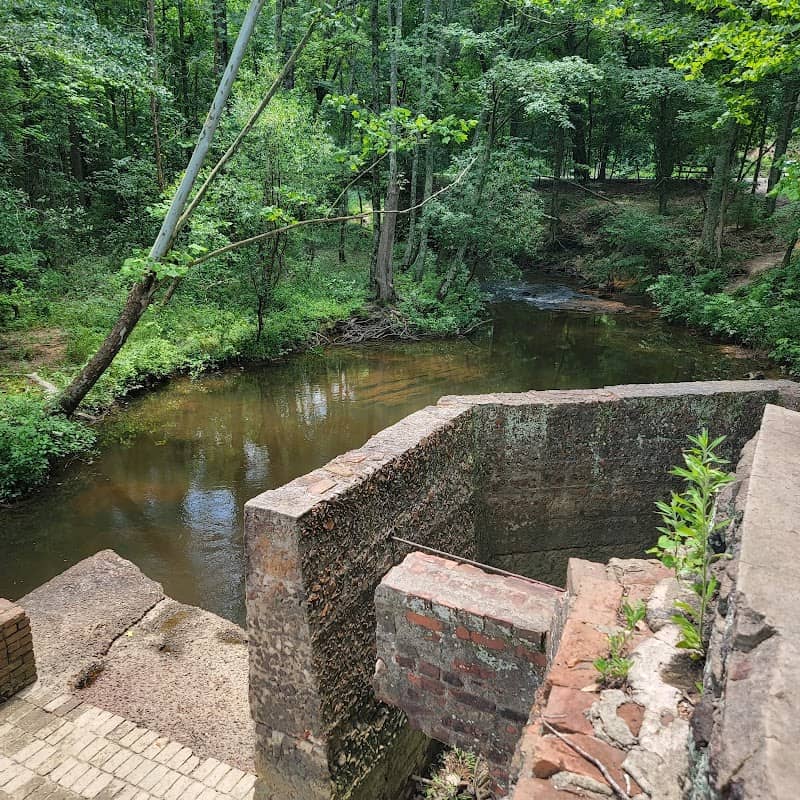 Lombard Mill Pond Trail - Image 2