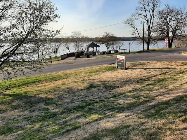 River Park Gazeebo - Image 1
