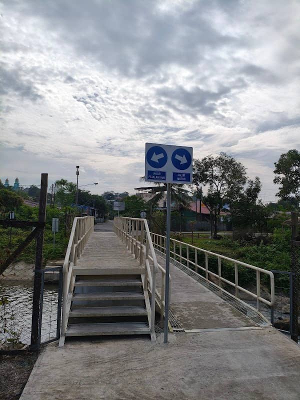 Jembatan LemBukGe (Lembah Bukit Gehouse) - Image 1