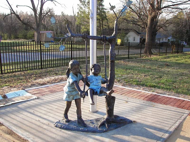 Eddie Mae Herron Center/Museum - Image 1