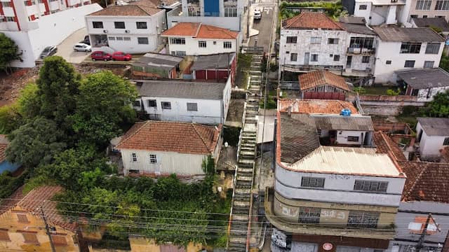 Escadaria de Ladrilhos - Image 1