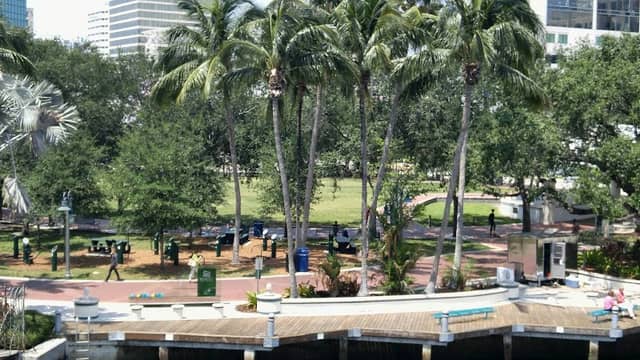 Riverwalk Fort Lauderdale - Image 3