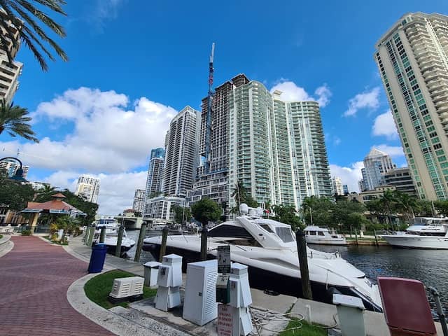 Riverwalk Fort Lauderdale - Image 2