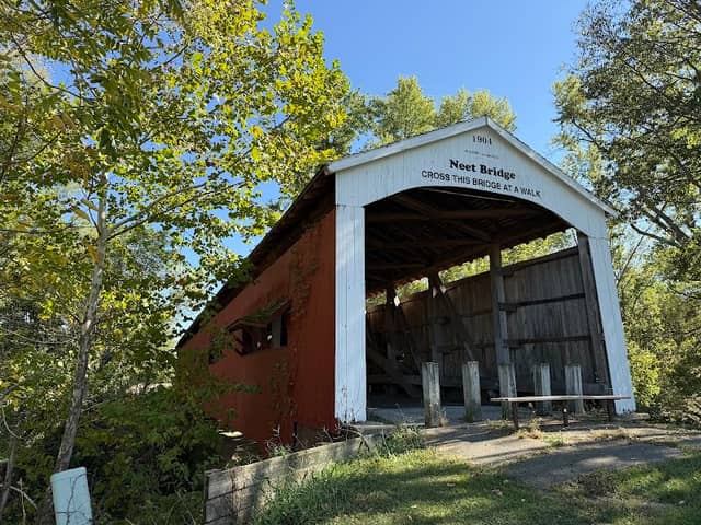Neet Covered Bridge - Image 1