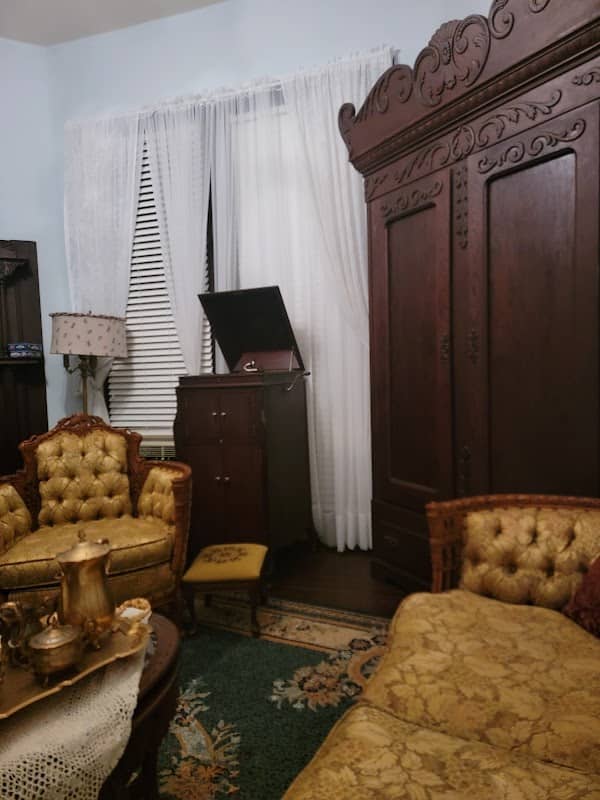 Kirby-Hill House - Image 1