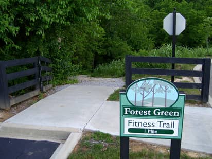 Access Pointe-Forest Green Fitness Trail - Image 1