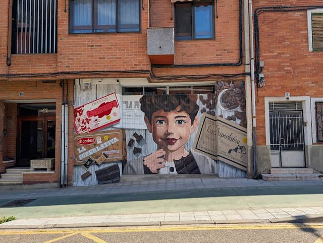 Mural la Superlativa, Carlos Adeva - Image 1