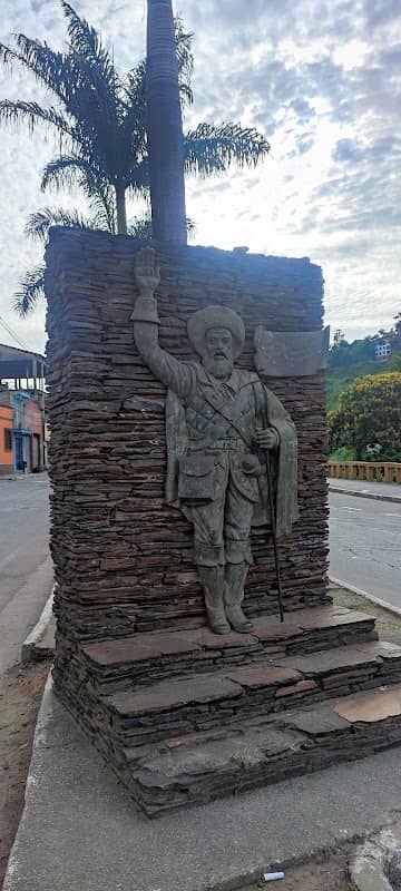 Estátua de Borba Gato - Image 1