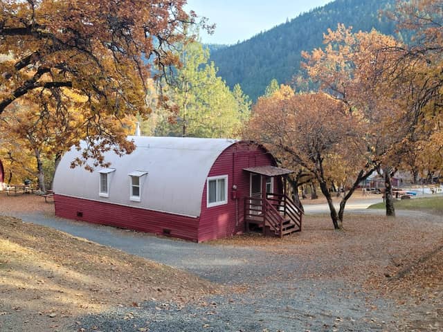 Lakeview Terrace Resort, Cabins, RV Park & Campground - Image 1