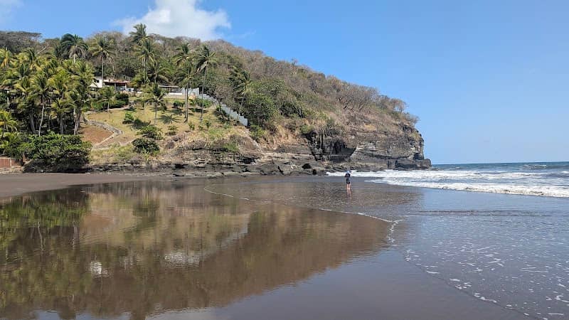 Playa Shalpa - Image 1