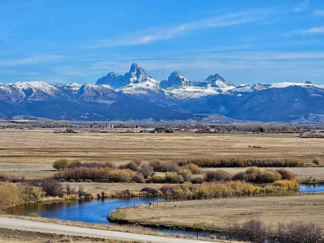 Teton Outlook - Image 1