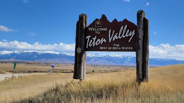 Teton Outlook - Image 2