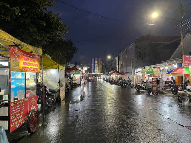 Kuliner Malam Kota Cirebon Muh Toha - Image 1