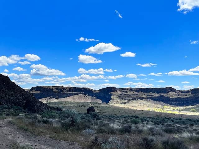 Ancient Lakes Trailhead - Image 1