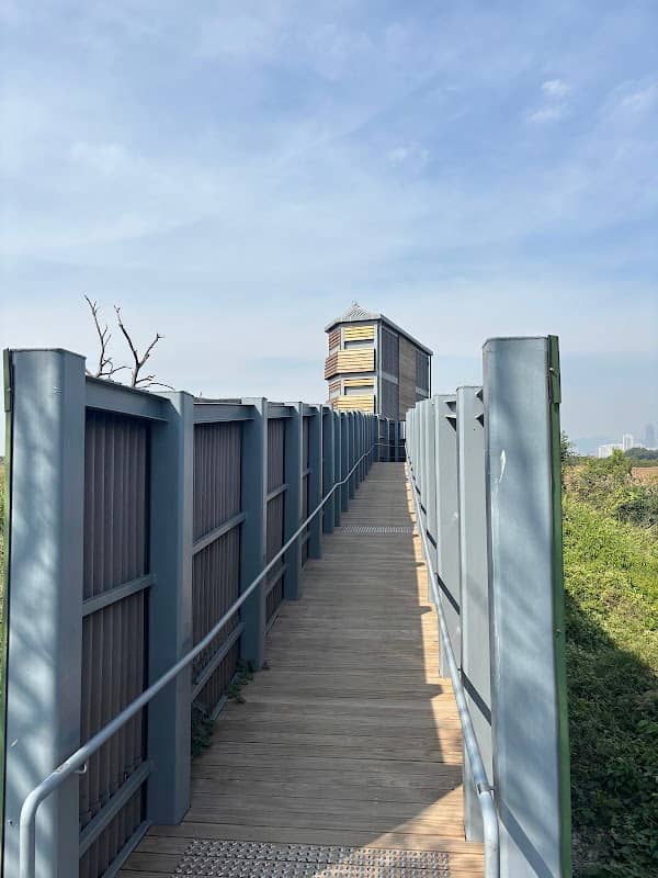 Jockey Club Kingfisher Tower Hide - Image 2