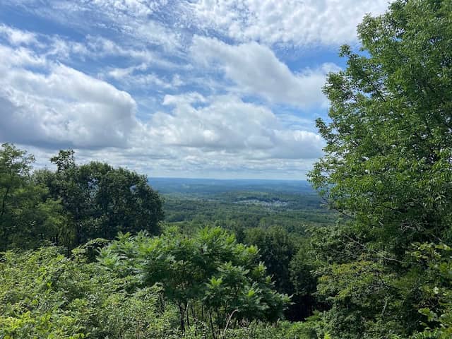 Walnut Mountain Park - Image 2