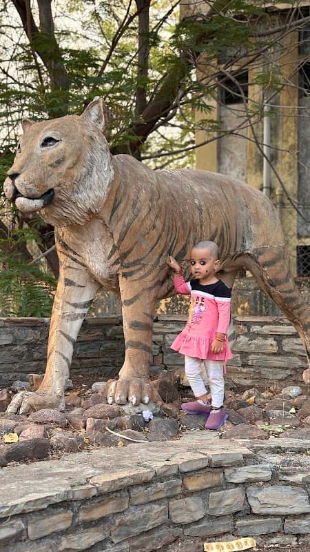 Vinayak Ghat Park - Image 1