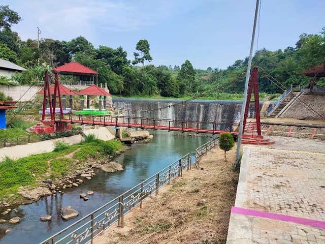 Wisata Bendungan Sumur Putri - Image 1