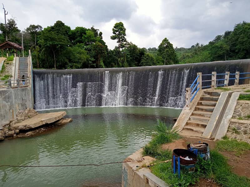 Wisata Bendungan Sumur Putri - Image 2