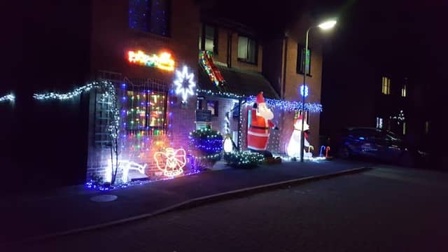 Rindle Close Christmas Lights - Image 2