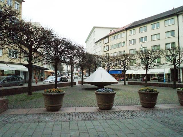 Sedanplatz-Brunnen - Image 1