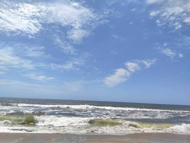 Peninsula beach - Image 1