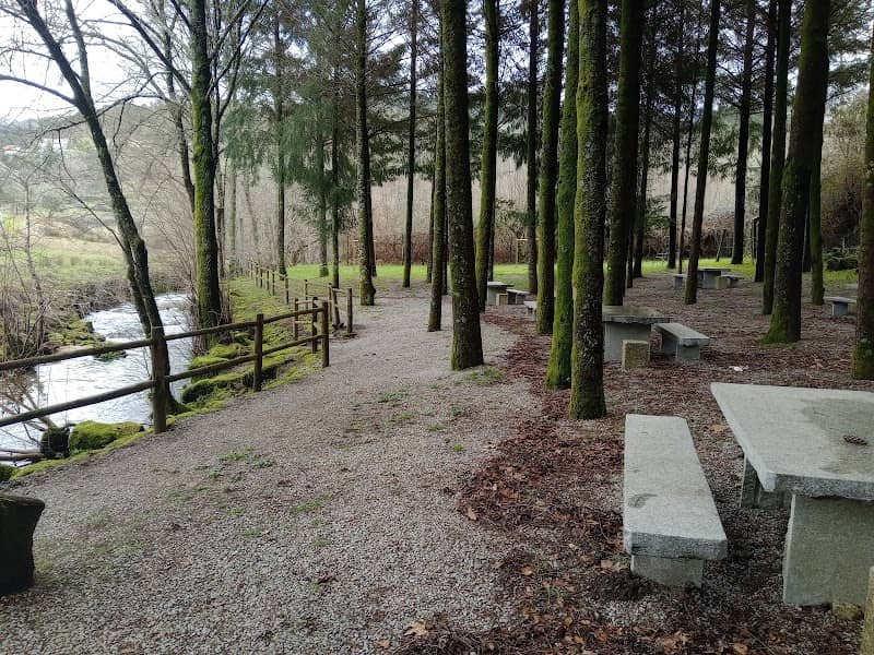 Parque de Merendas de Candemil - Image 1