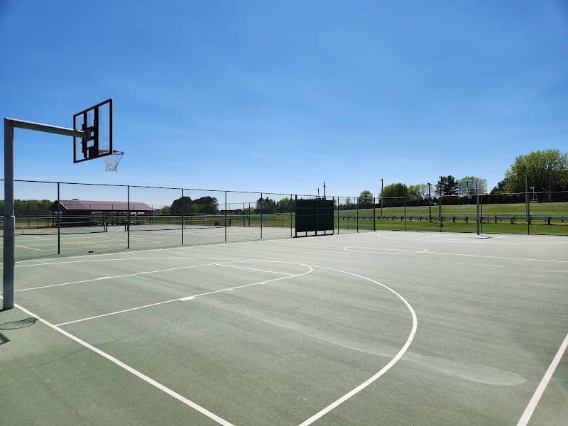 Shell Lake Pickelball Courts - Image 1