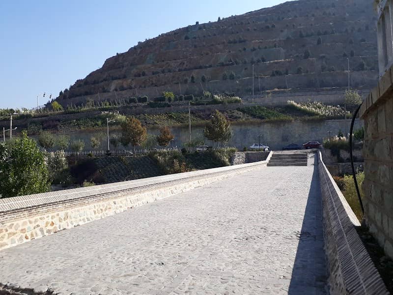 Shah Abbasi (Pol Dokhtar) Bridge - Image 2