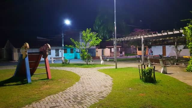 Praça do Barro Vermelho - Image 1
