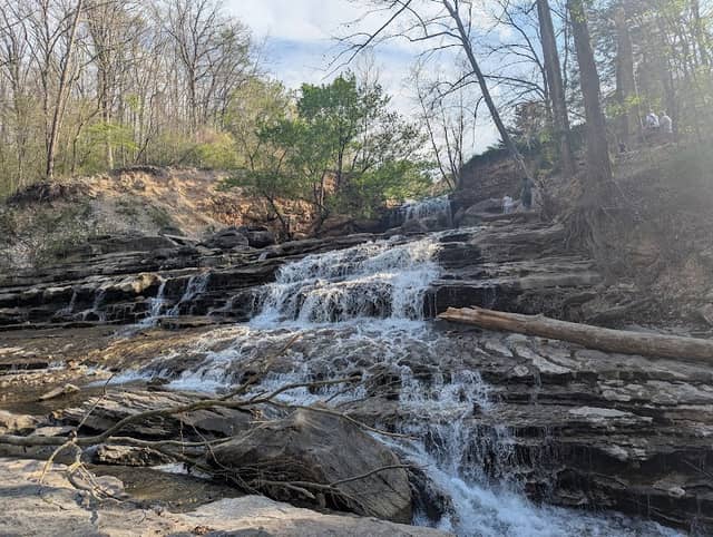 Waterfall Bella Vista - Image 1