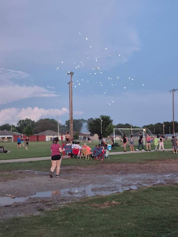 Gravette Ball Park - Image 1