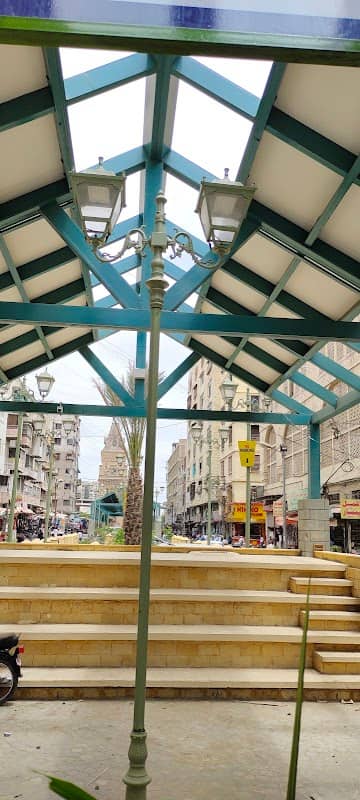 Public Sitting Area Saddar - Image 2
