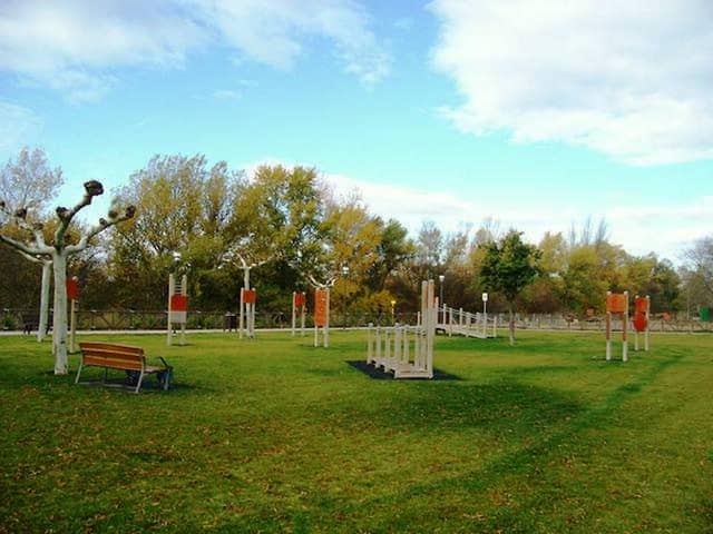 Ebro Park - Image 1