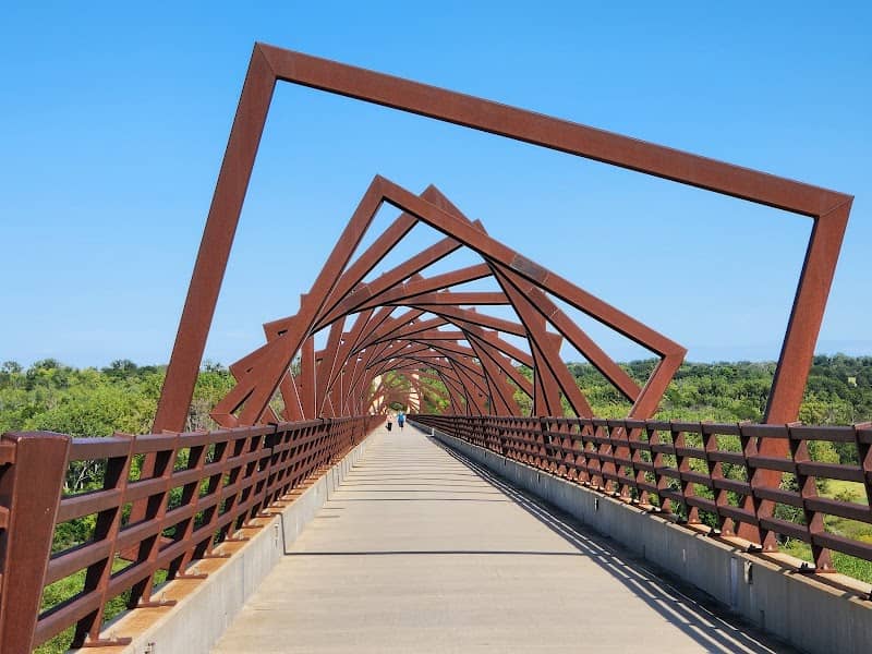 High Trestle Trail Bridge Auxiliary Parking - Image 2