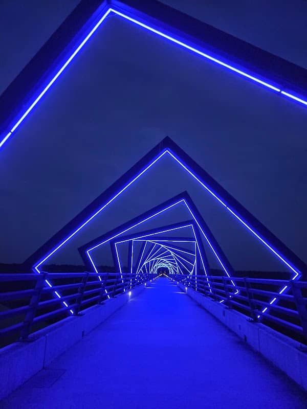 High Trestle Trail Bridge Auxiliary Parking - Image 3