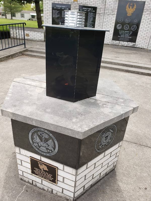 Adams County War Memorial - Image 2