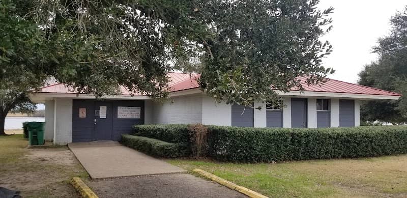 City Lake House - Image 1