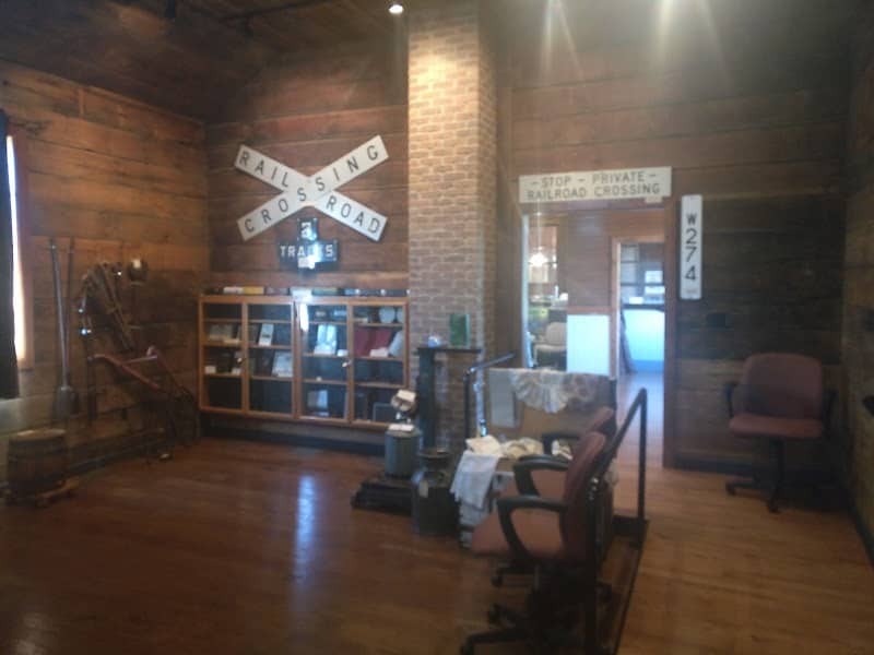 Fort Pierre Depot Museum - Image 2