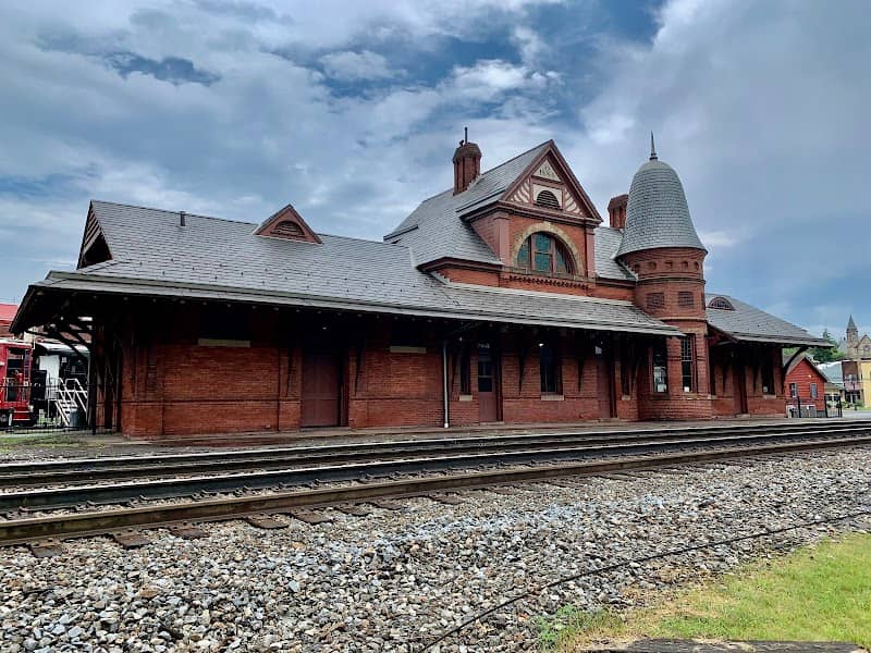 Oakland B & O Railroad Museum - Image 1