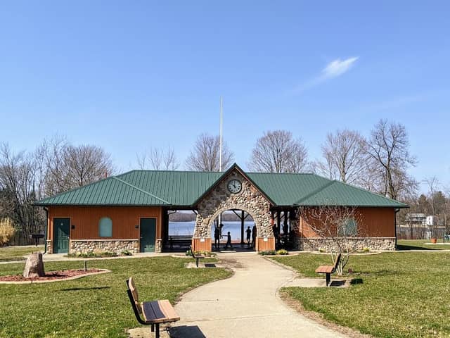 Colon Community Park - Image 2