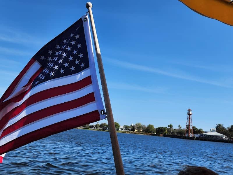 Lake Sumter Landing Boat Tour - Image 3