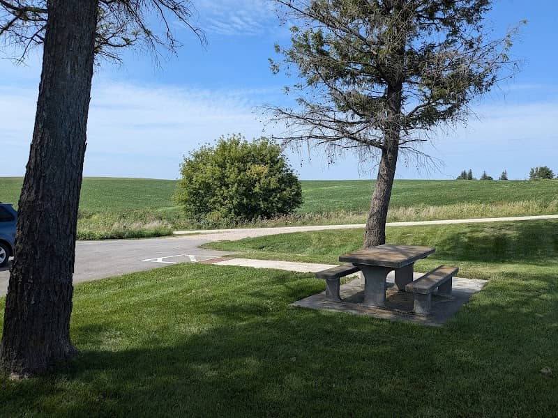 Tawney Wayside Park - Image 2