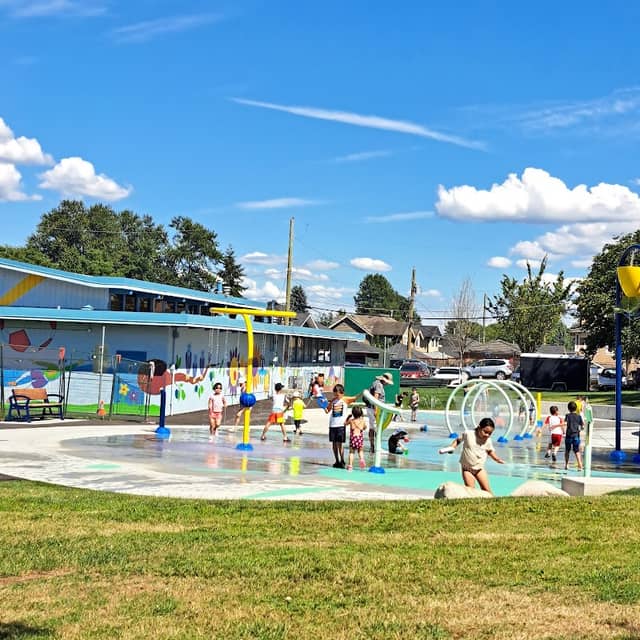 Wesburn Spray Park - Image 2