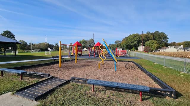 Pittsville Park - Image 1