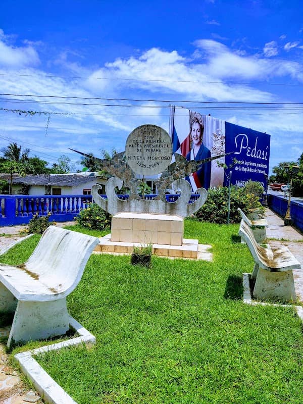 Presidenta Mireya Moscoso Park - Image 1