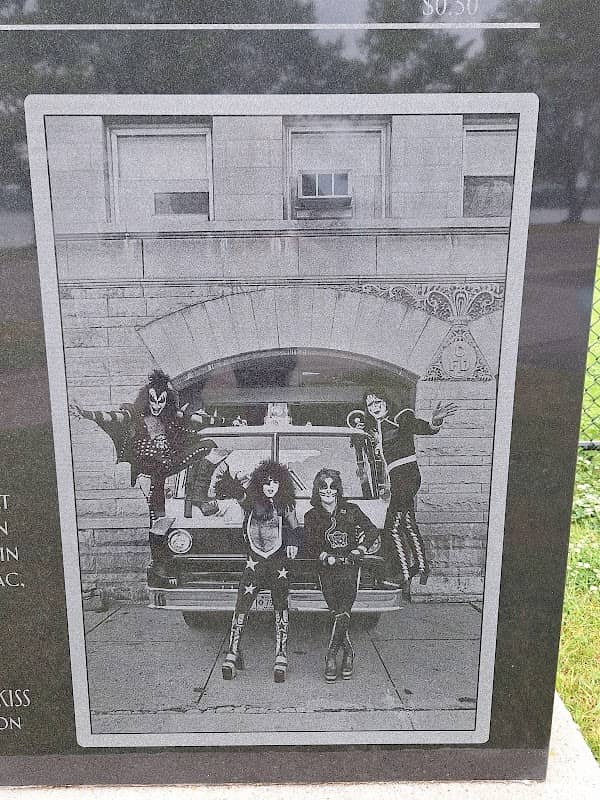 Cadillac's KISS Monument - Image 2